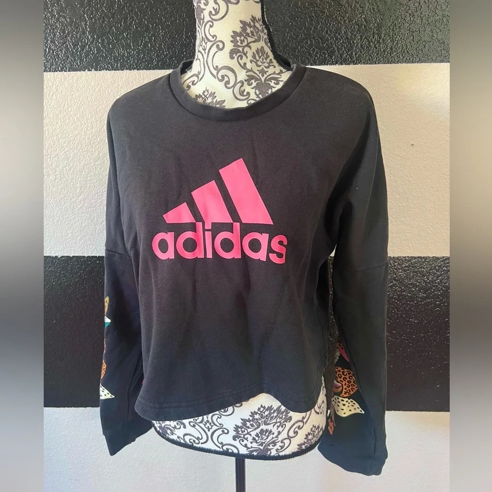 Women’s Addidas Farm Fleece cropped sweater